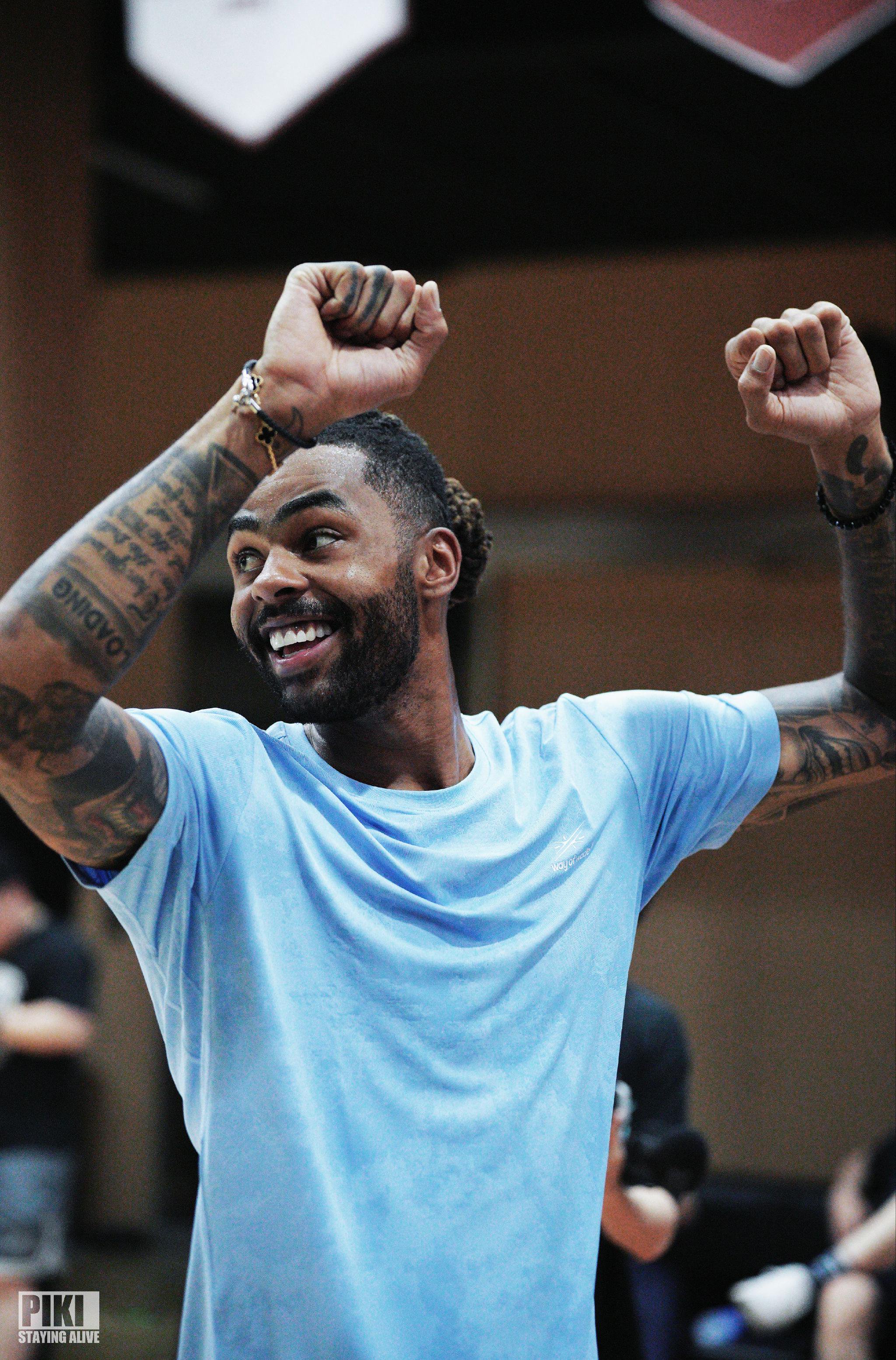 快船鏖战独行侠，拉塞尔惊艳世界的简单介绍